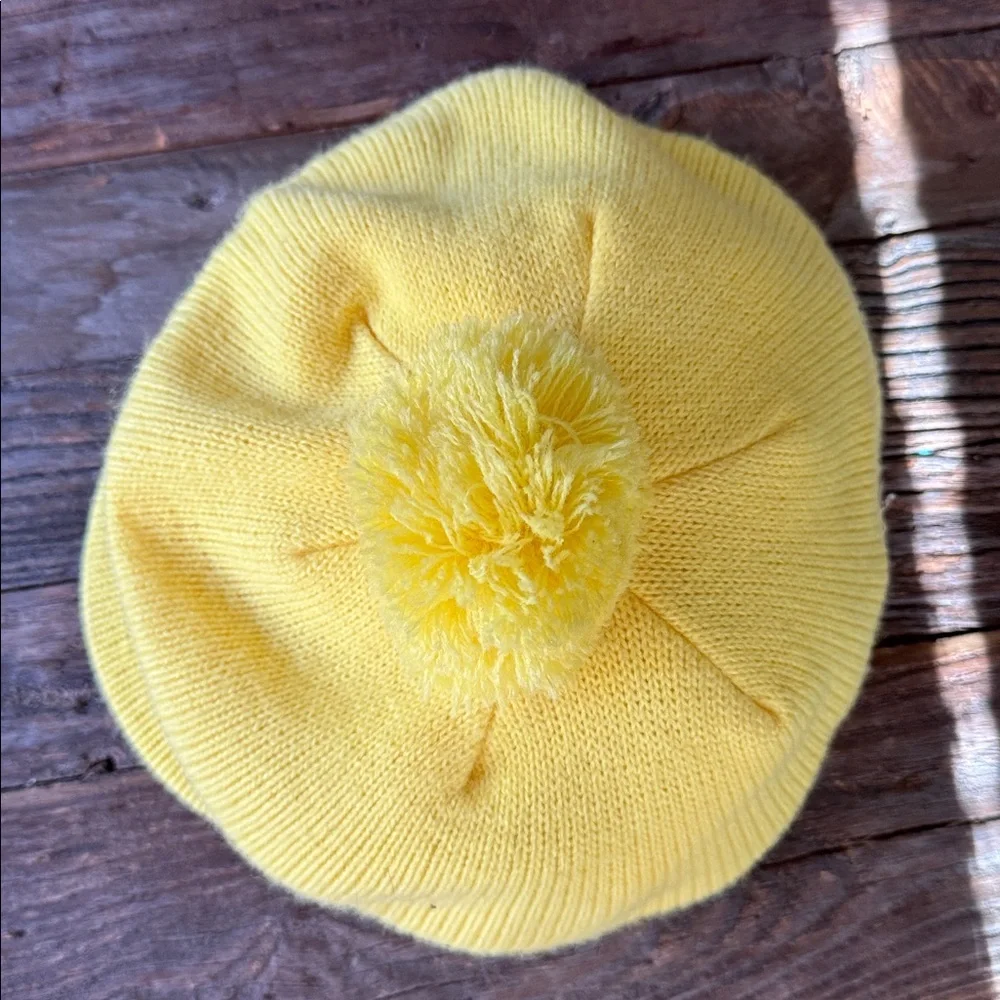 Vintage yellow yarn knit sweater pom pom‎ cap EVC - Picture 3 of 4